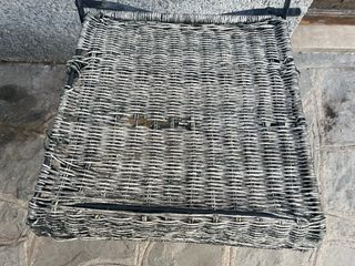 Sillas Cadires hierro  mimbre terraza o jardín