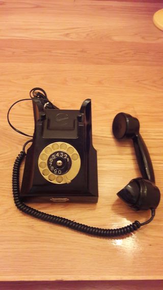 TELÉFONO ANTIGUO