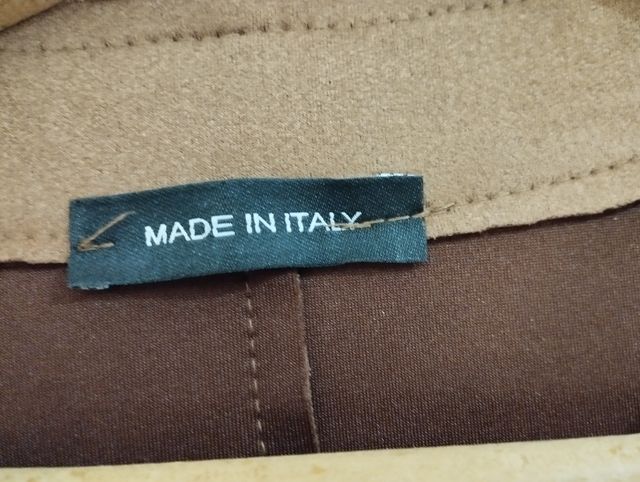 chaquetón color Camel muy comodo