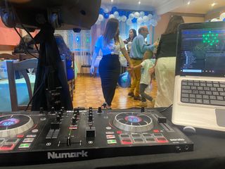 SONIDO, ILUMINACIÓN & DJ ANIMADOR EN VIVO