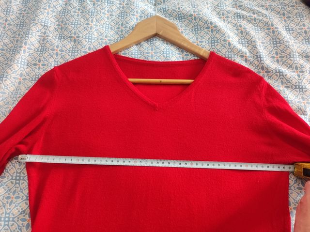 Jersey fino de pico rojo granate