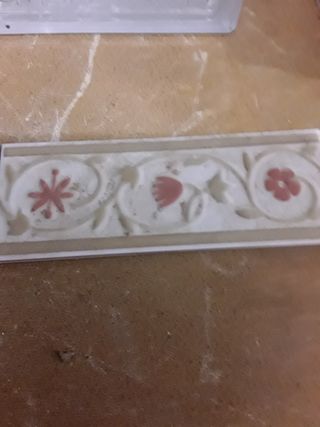 27 AZULEJOS DE 20x7  DE ANCHO ( 9€ TODAS)