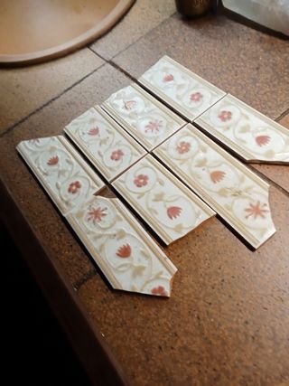 27 AZULEJOS DE 20x7  DE ANCHO ( 9€ TODAS)