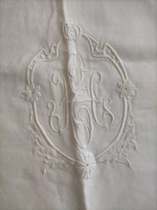 Juego de sábanas antiguo