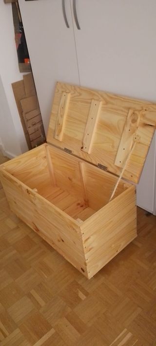 Mobiliario de Jardin,baúl,huerto urb,mesas,vallas