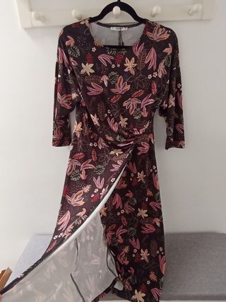 vestido flores con etiqueta 