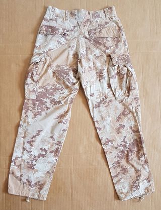 Pantalon militar Camuflaje Vegetato Arido. Talla S