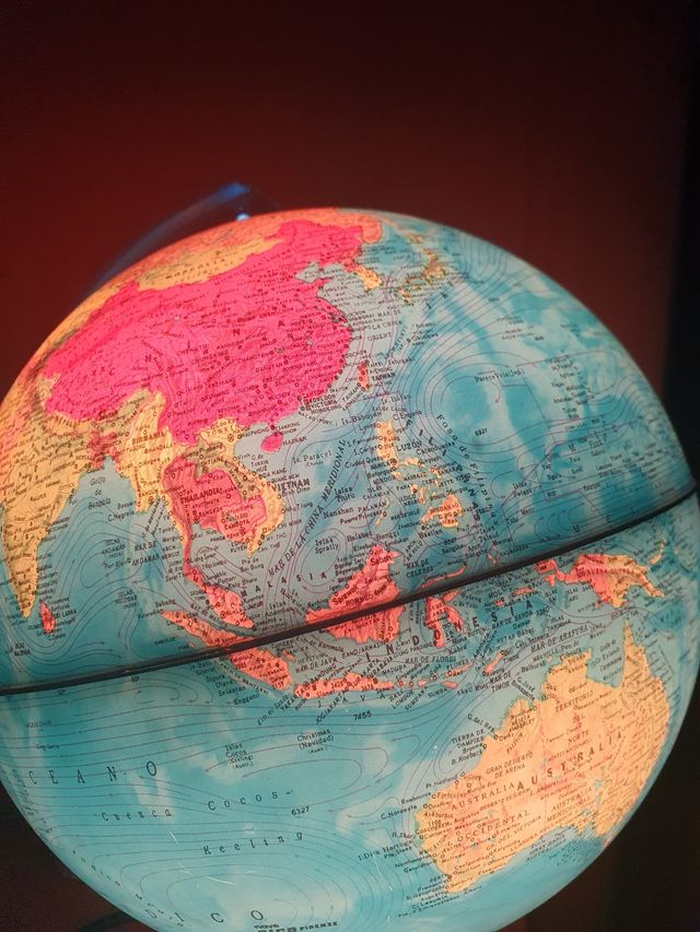 Lampara, bola del mundo nueva