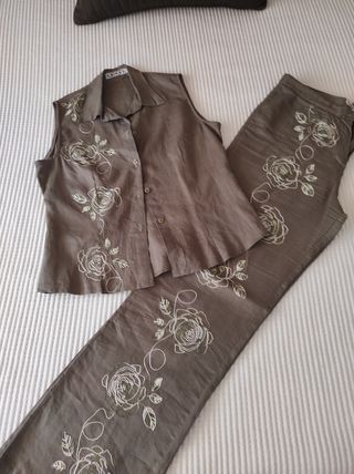 Traje Verano Verde con Bordados Kira Talla 42