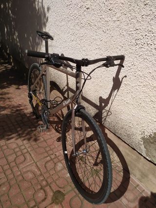 Bicicleta gravelizada Decathlon T-57