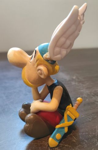 Panoramix de bonne humeur - figurine asterix - leblon delienne - Leblon