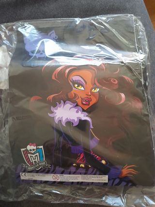 Monster High. Clawdeen Wolf y Rochelle Goyle