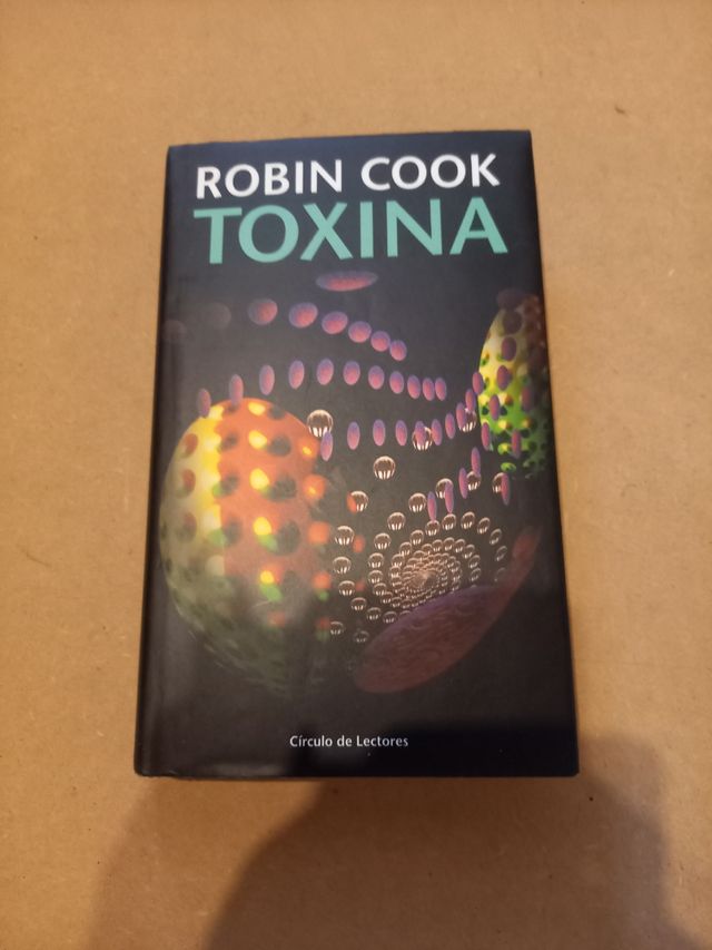 LIBRO-TOXINA-ROBIN COOK