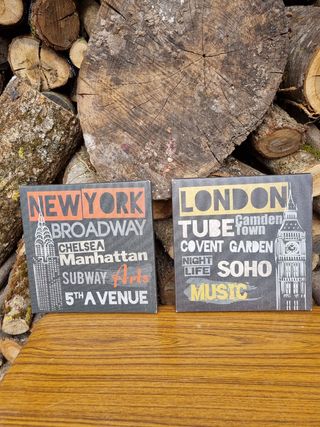 lote de 2 cuadros. 25 cm x 25 cm.