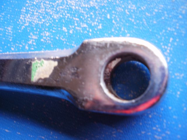 Biela bici pequeña antigua.