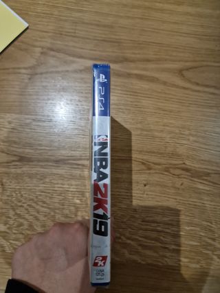 NBA2K19 (PS4)