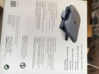 Reposapiés oficina Eldon. Masajeador. A estrenar