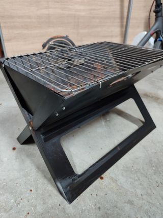 Barbacoa portátil plegable
