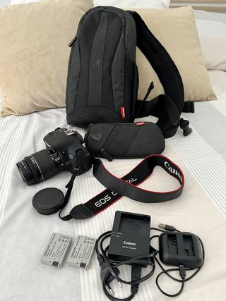 Cámara CANON EOS700D