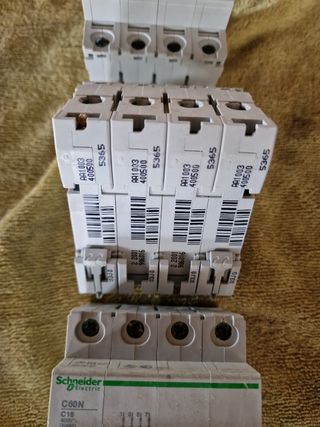 Interruptor Magnetotermico C60N C16 400V