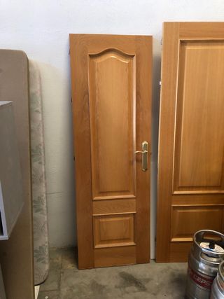 Puerta Roble