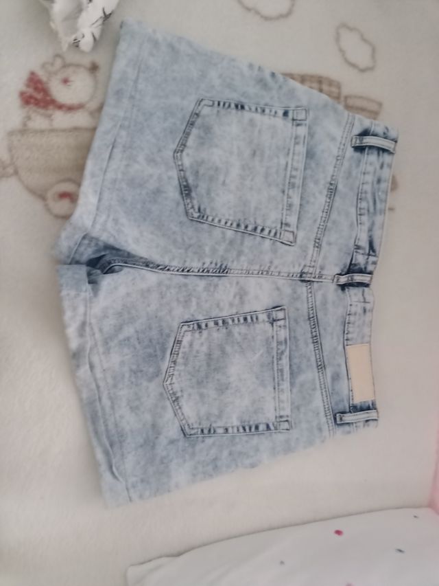 pantalón corto vaquero