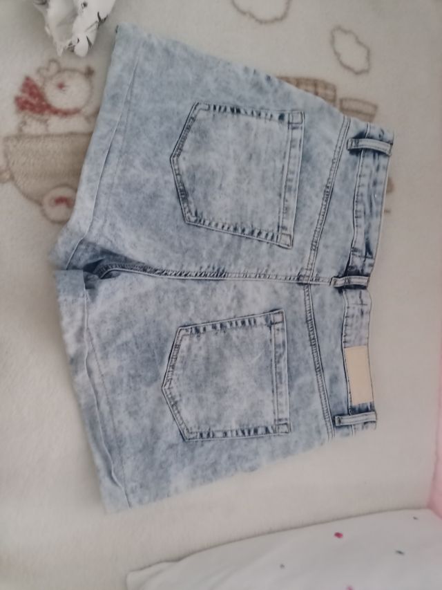 pantalón corto vaquero