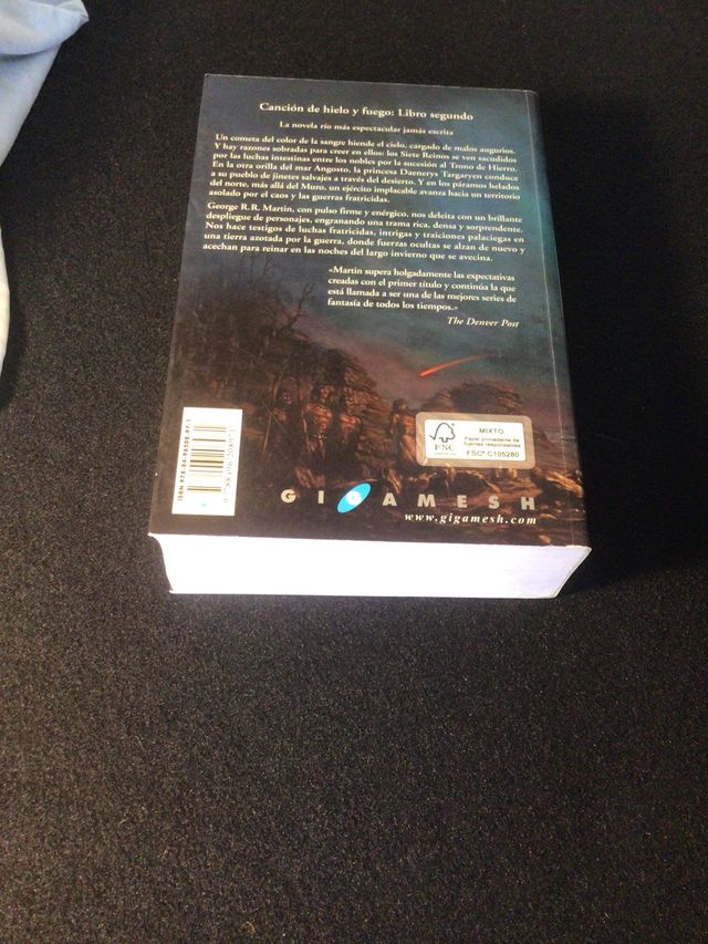 Choque de reyes. Impecable