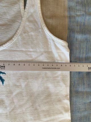 Mono beige de Women secrets, talla 42.