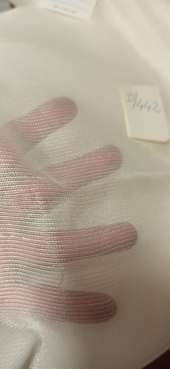 Tela de poliester tipo gasa transparente beig 3m