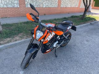 KTM Duke 125 ABS