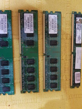 lote memorias ram ddr2 (2x2gb) + 2gb 