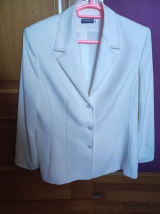 traje mujer
