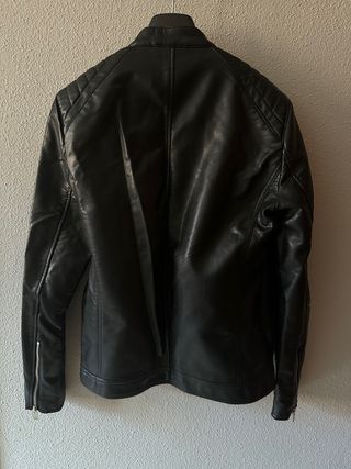Chaqueta de cuero Zara