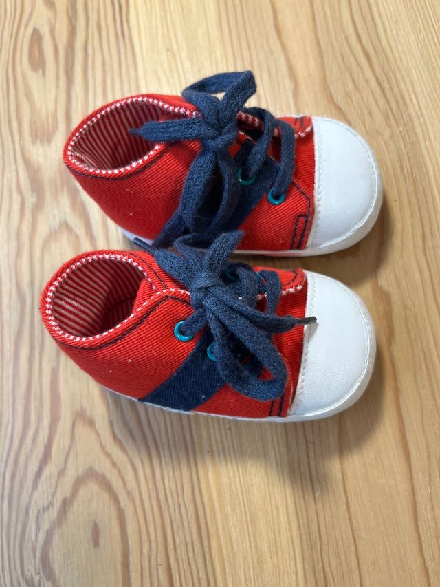 Zapatillas bebé
