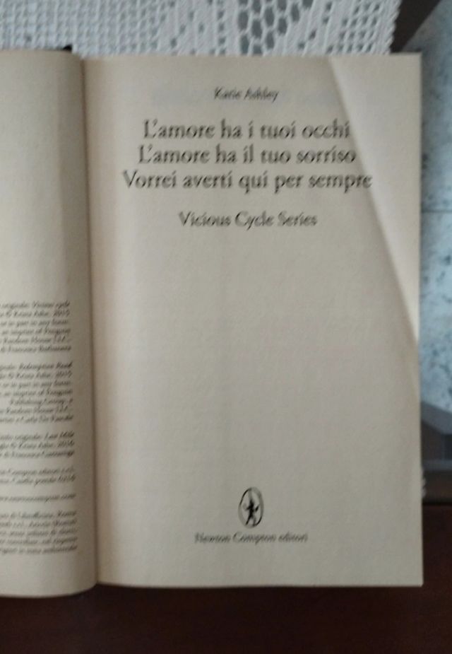 Vicious Cycle 3 libri in 1