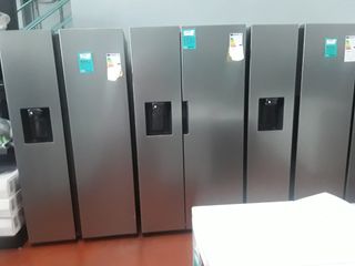 Frigoríficos americanos Samsung con dispensador