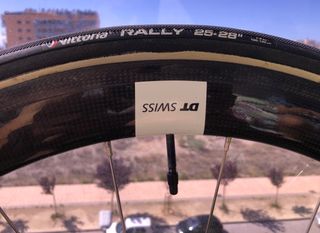 2 Ruedas Carbono NOVATEC 50mm con tubulares