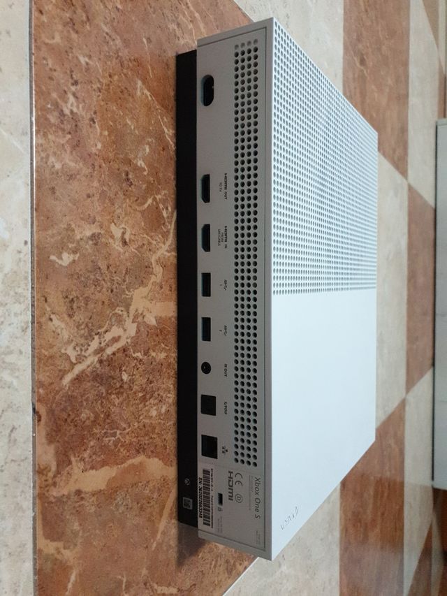 Xbox One S 1tb