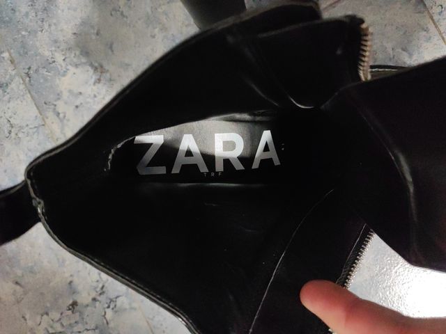 Botas Charol mujer negras Zara n° 41. Botines