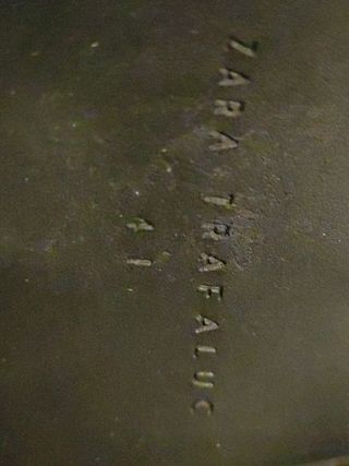 Botas Charol mujer negras Zara n° 41.
Botines