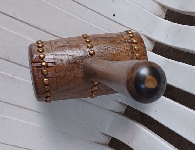 martello vintage in legno 