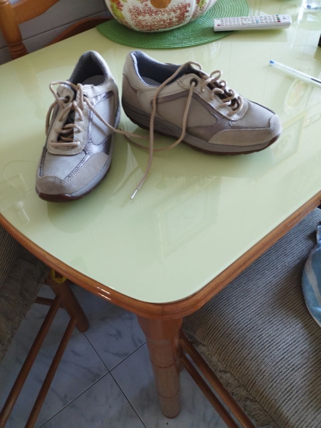 se vende tenis son de estos de andar flexibles que