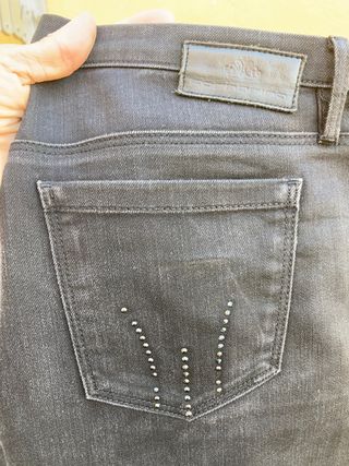 Vaqueros Fornarina con cristales de Svarowsky