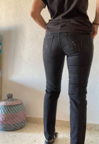 Vaqueros Fornarina con cristales de Svarowsky