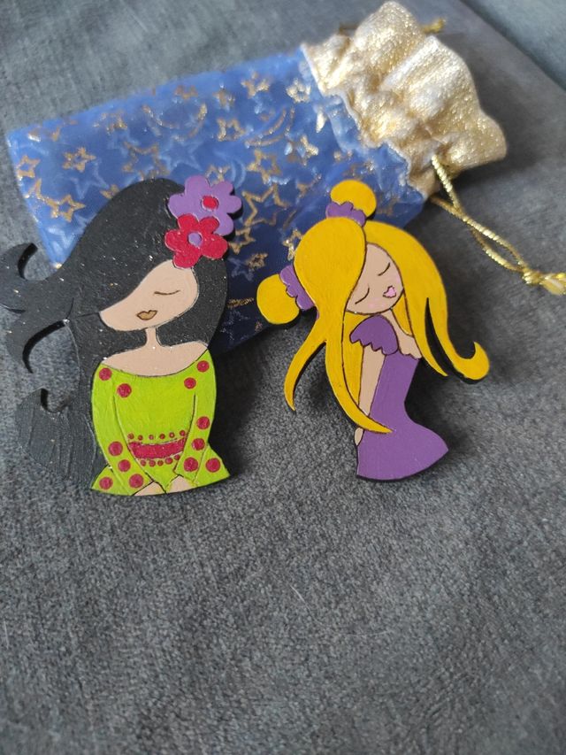 broches hechos a mano