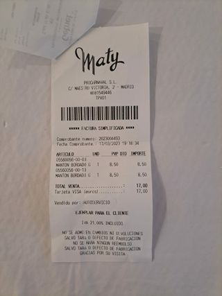 Mantones Chulapa en blanco y rojo