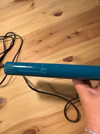 Plancha de pelo Ghd turquesa