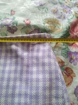 Mini falda Stradivarius.