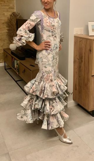 Vestido flamenca y complementos